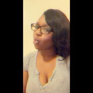 Meet your Posher, Rochelle